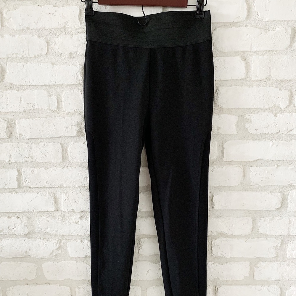 Black High-Wasted Leggings